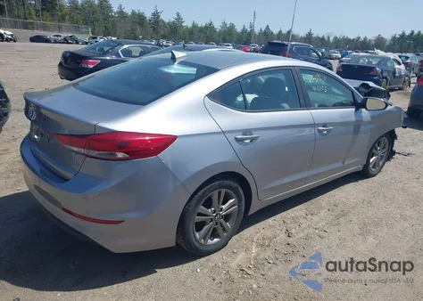 2017 Hyundai Elantra Se z USA, uszkodzony, nr VIN 5NPD84LFXHH159480